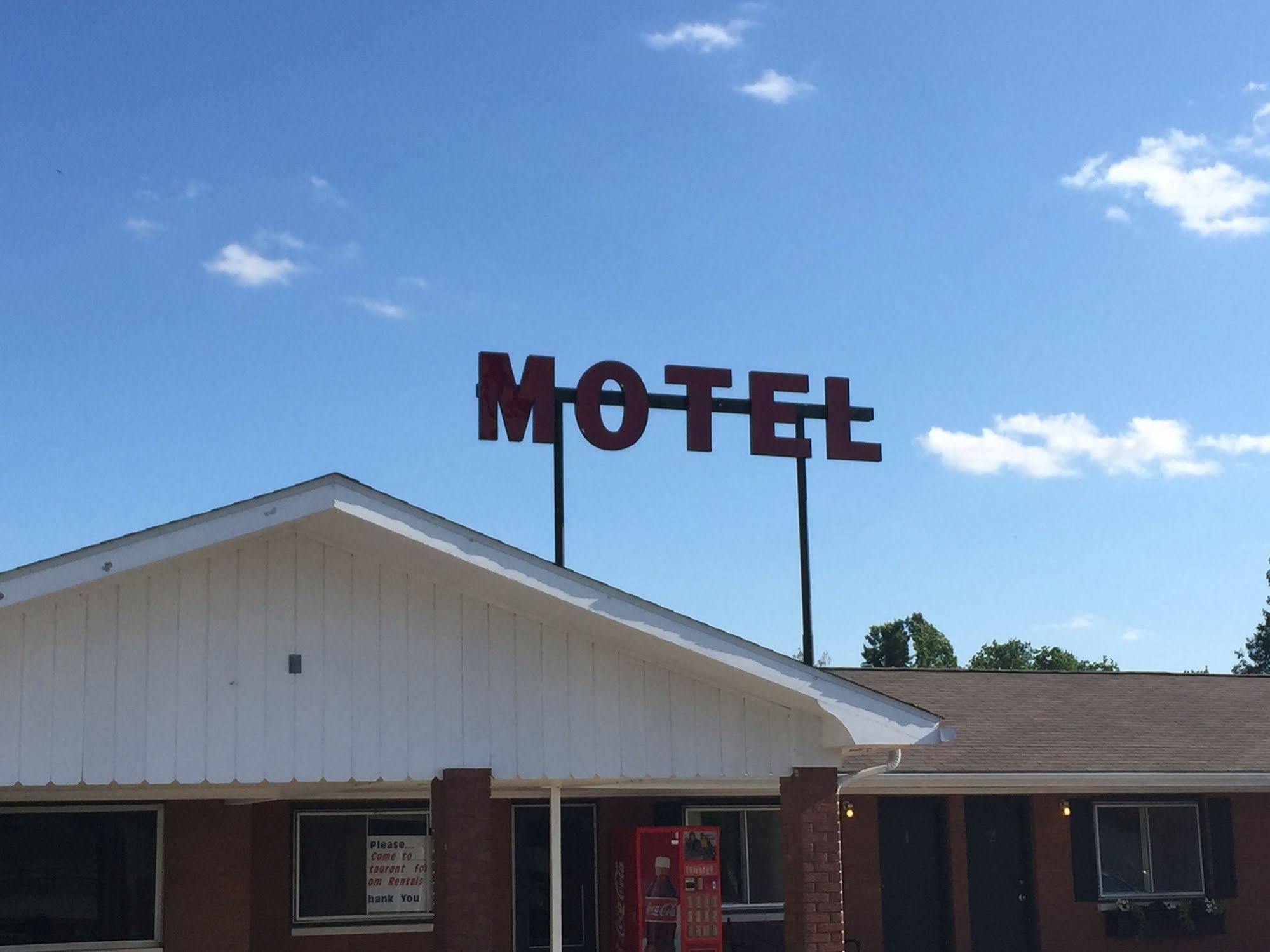 Powhatan Motel Pocahontas Exteriér fotografie